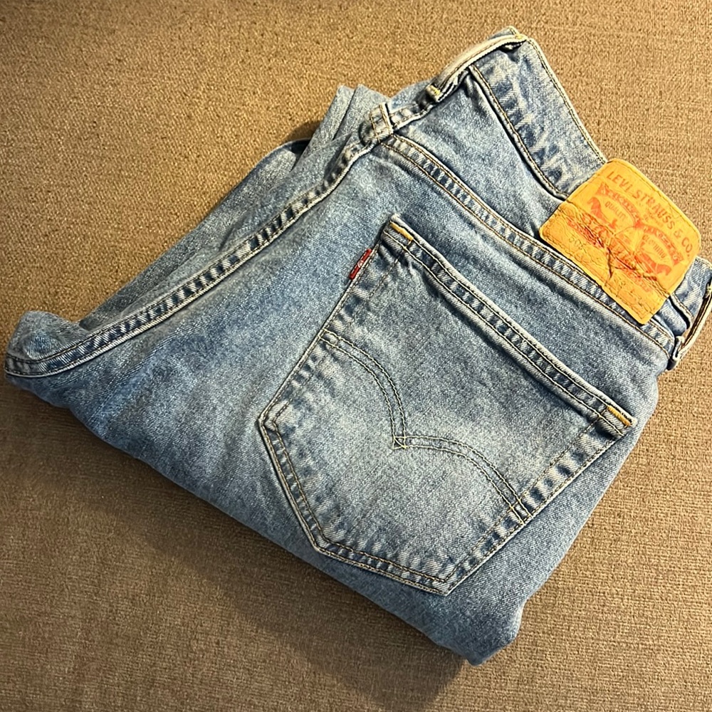 Levi’s 505 light color